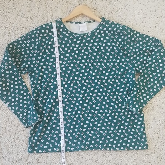 Flowery Green Blouse - Picture 4 of 6